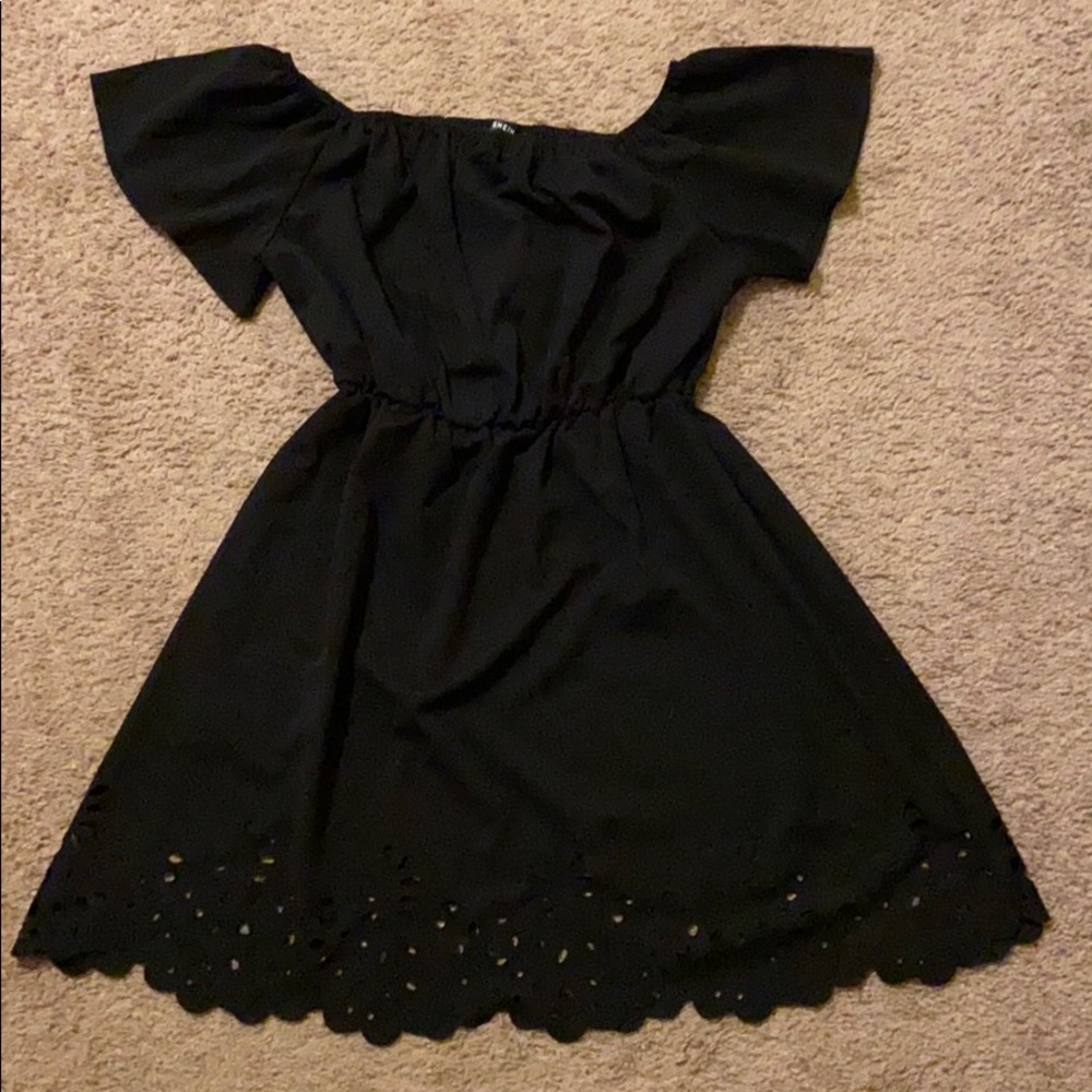 Off the shoulder dress- NEVER WORN